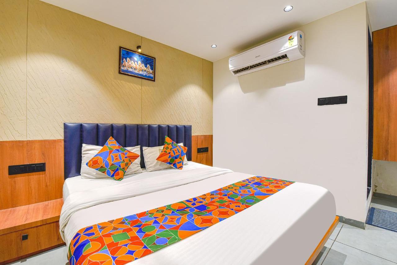 Fabhotel Udhna Inn, Near Udhna Junction สุรัต ภายนอก รูปภาพ