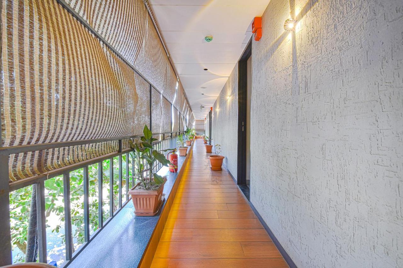 Fabhotel Udhna Inn, Near Udhna Junction สุรัต ภายนอก รูปภาพ